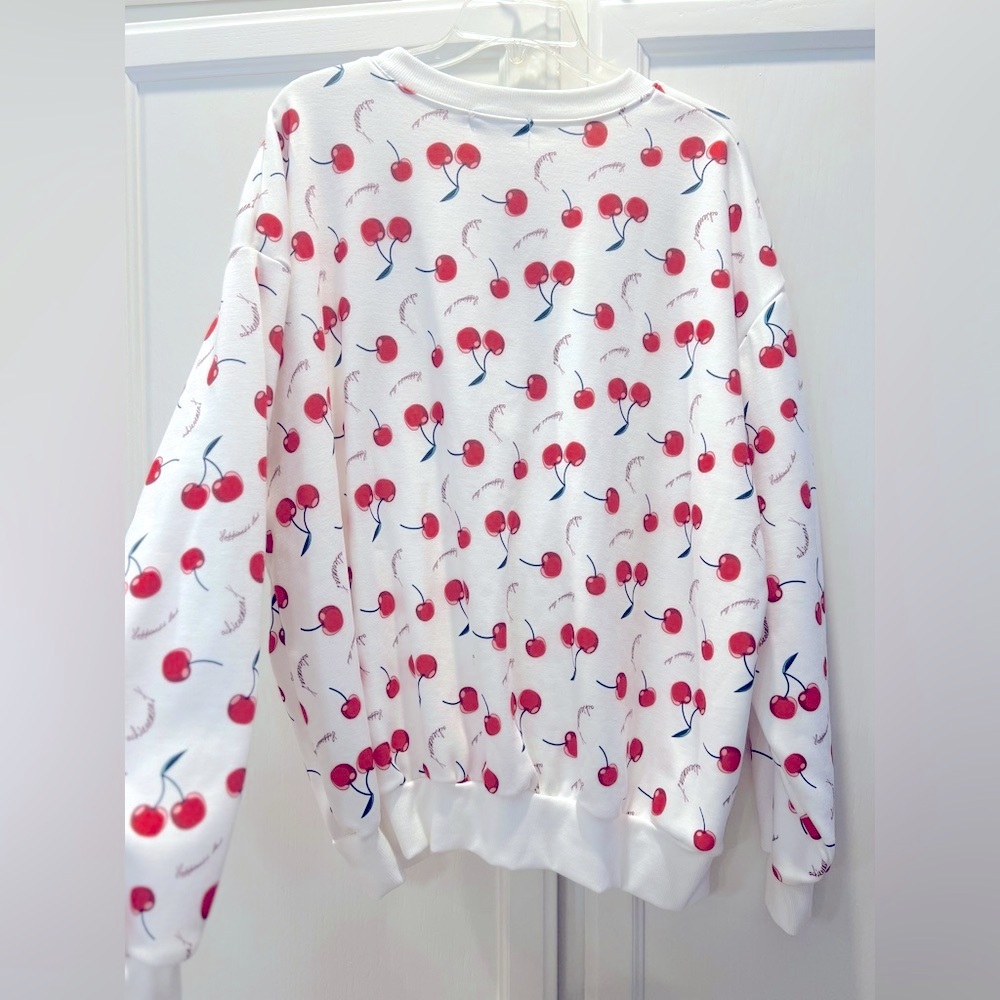 New Cherry Patterned White Sweatshirt. Oversized - image 2
